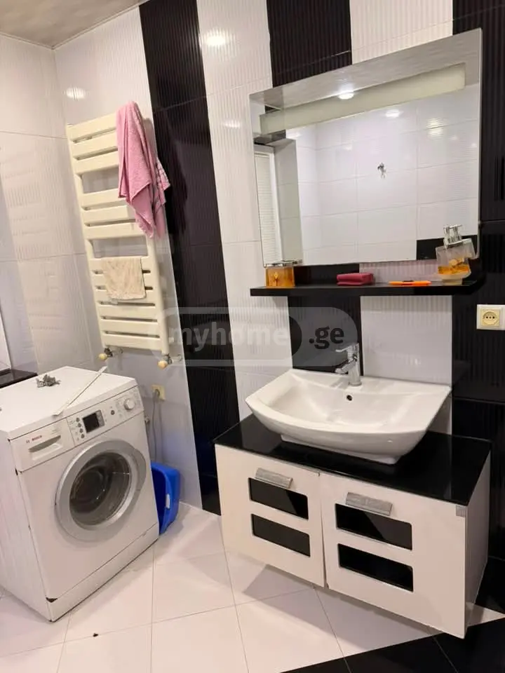 4 Room Apartment For Rent Khimshiashvilis Ubani, In Batumi view 11