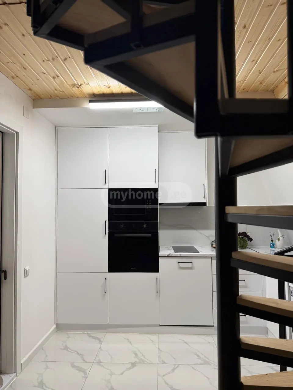 4 Room Private House For Rent In Old Batumi District, In Batumi view 13