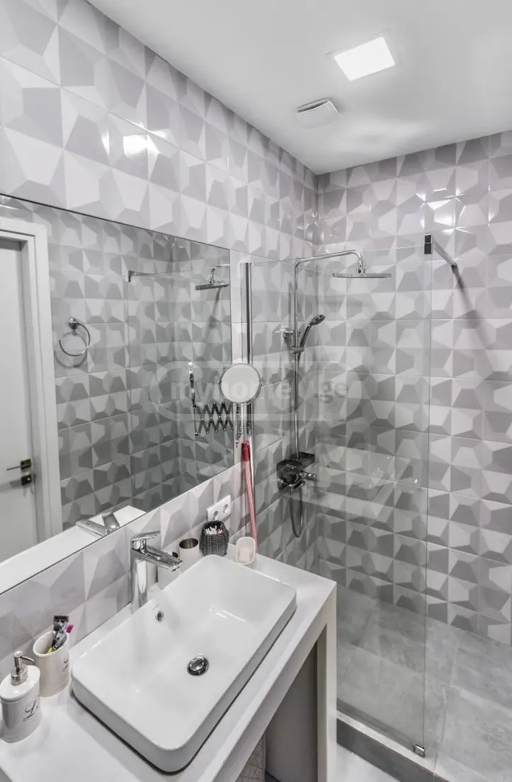 4 Room Apartment For Rent In Old Batumi District, In Batumi view 2
