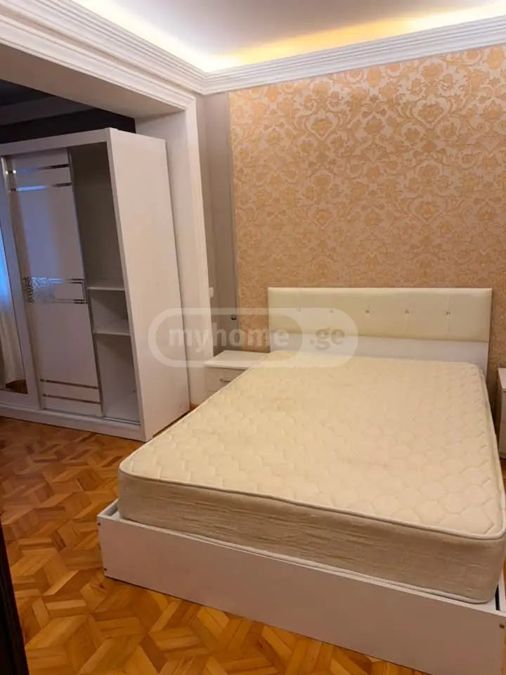 4 Room Apartment For Rent Khimshiashvilis Ubani, In Batumi view 6