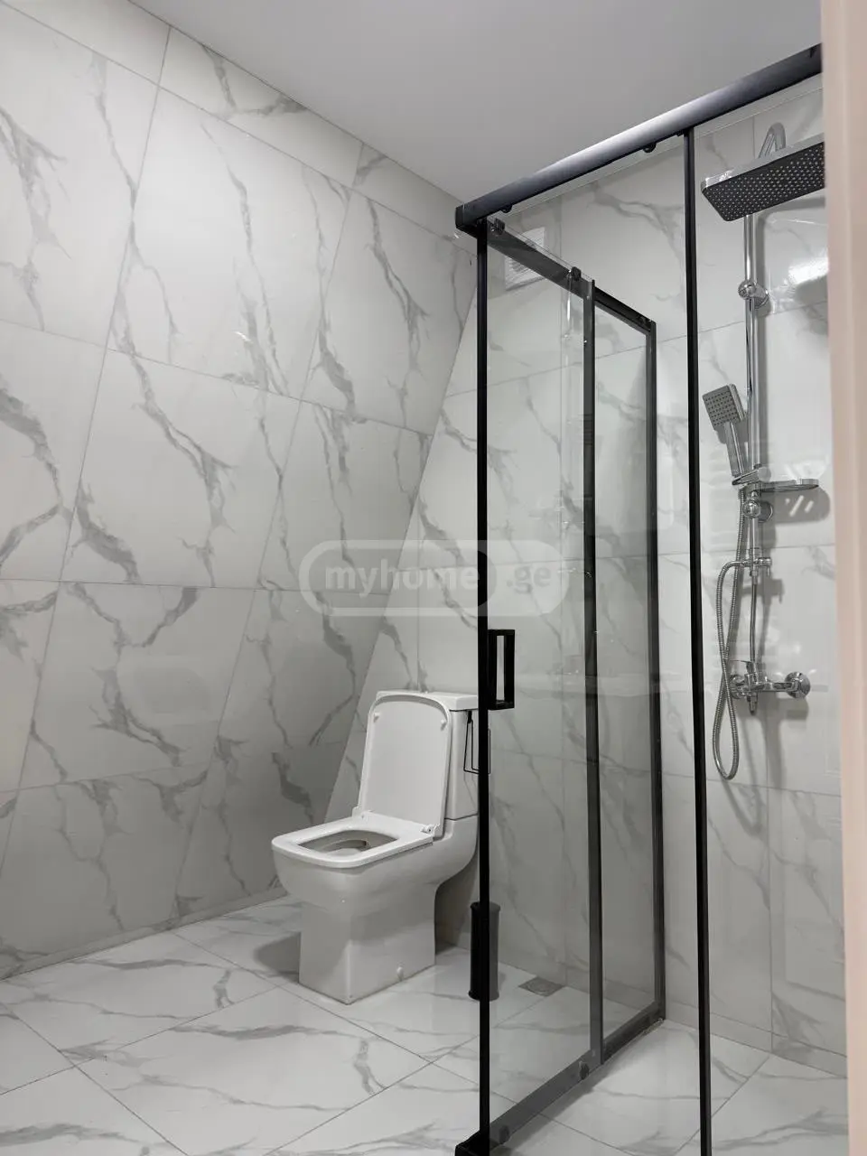 4 Room Private House For Rent In Old Batumi District, In Batumi view 10