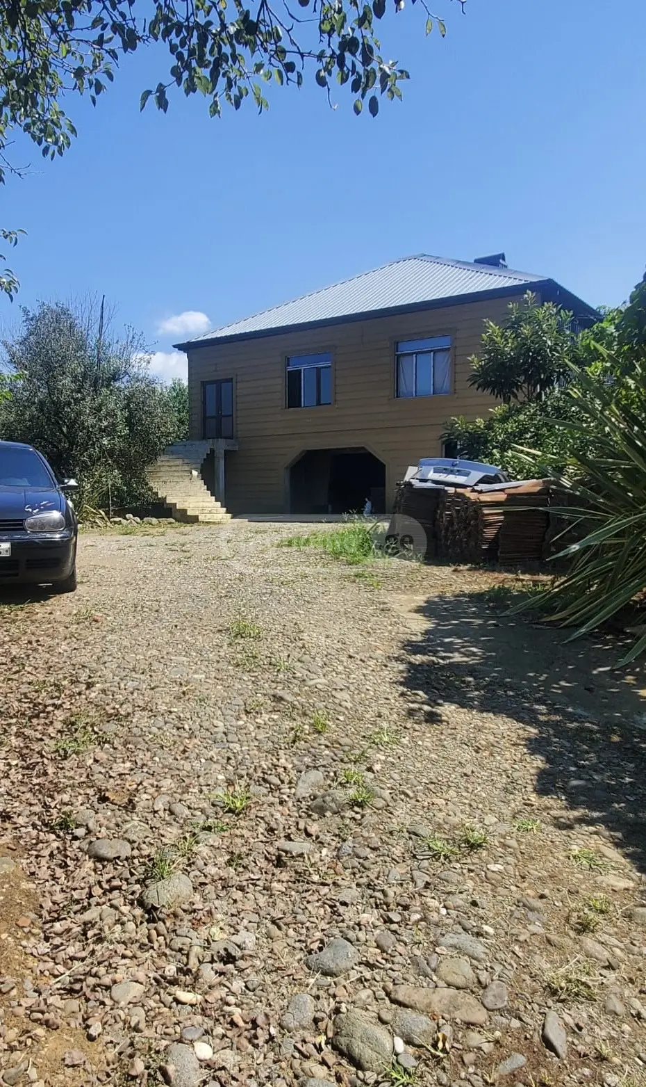 9 Room Private House For Sale view 1