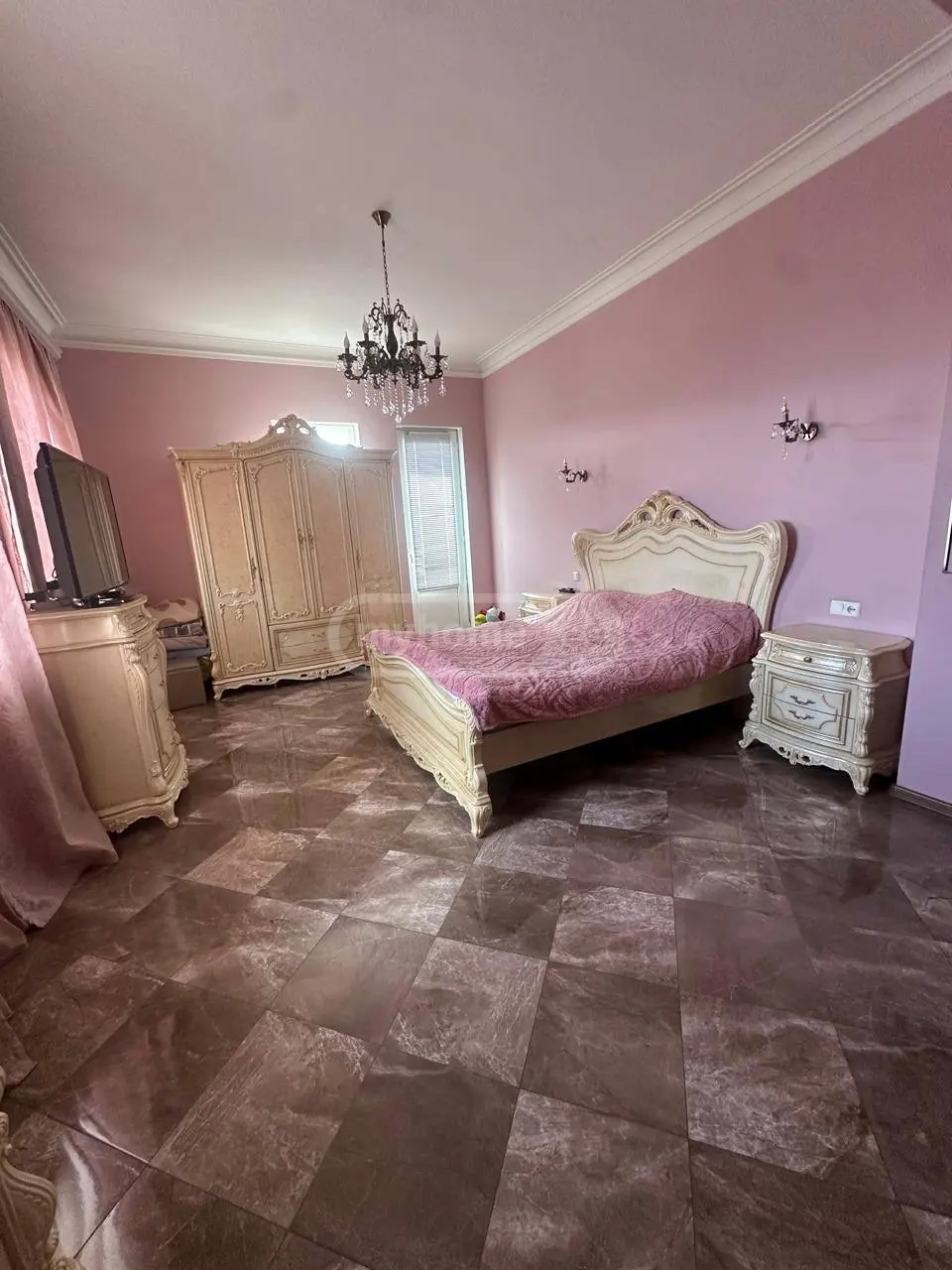 7 Room Private House For Sale view 9