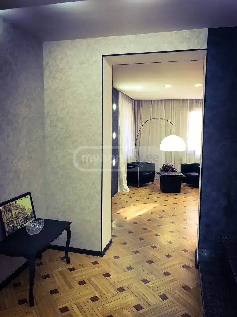 9 Room Private House For Rent In Upper Lisi view 7