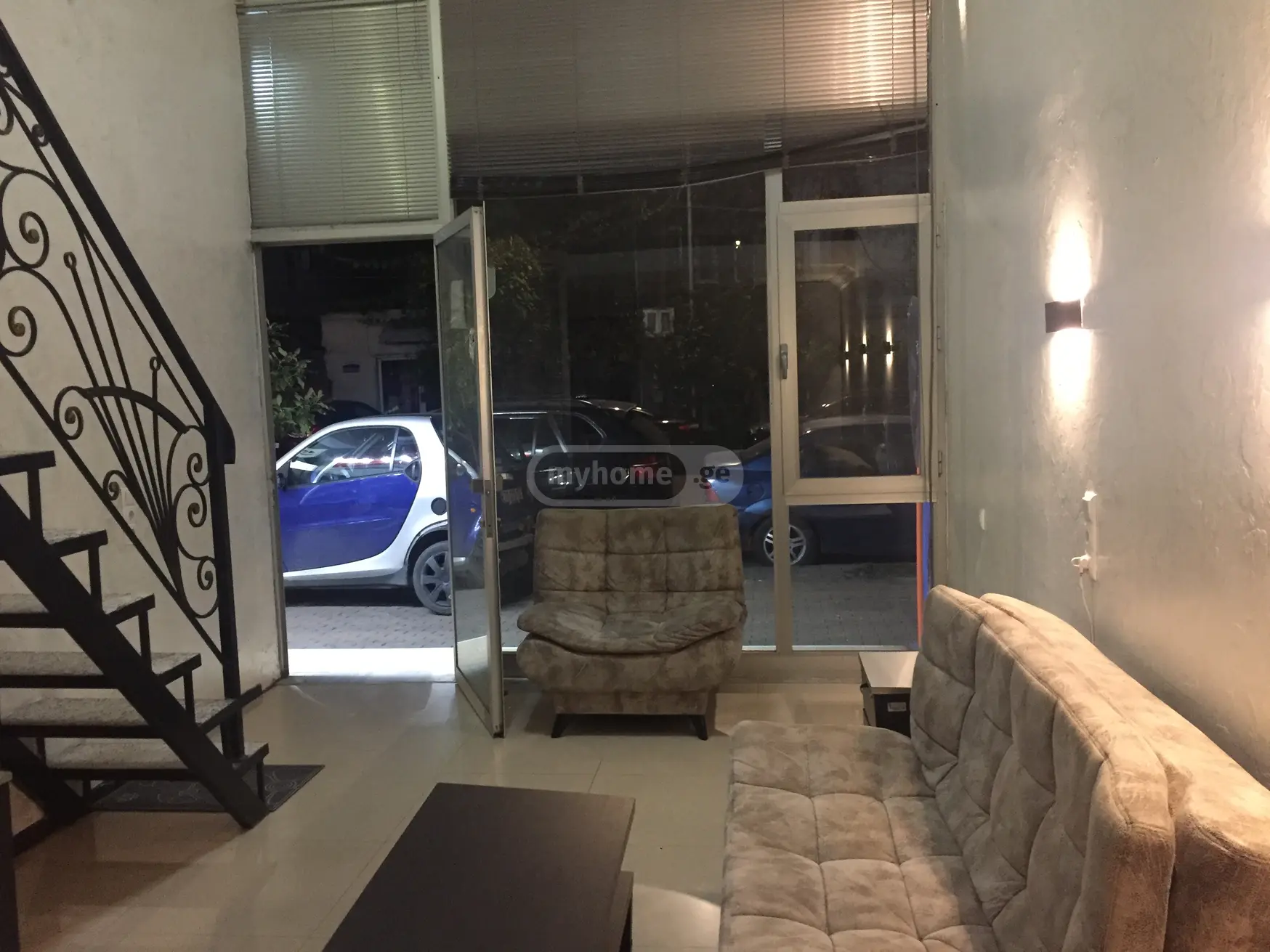 Office Commercial Area For Rent In Old Batumi District, In Batumi view 1