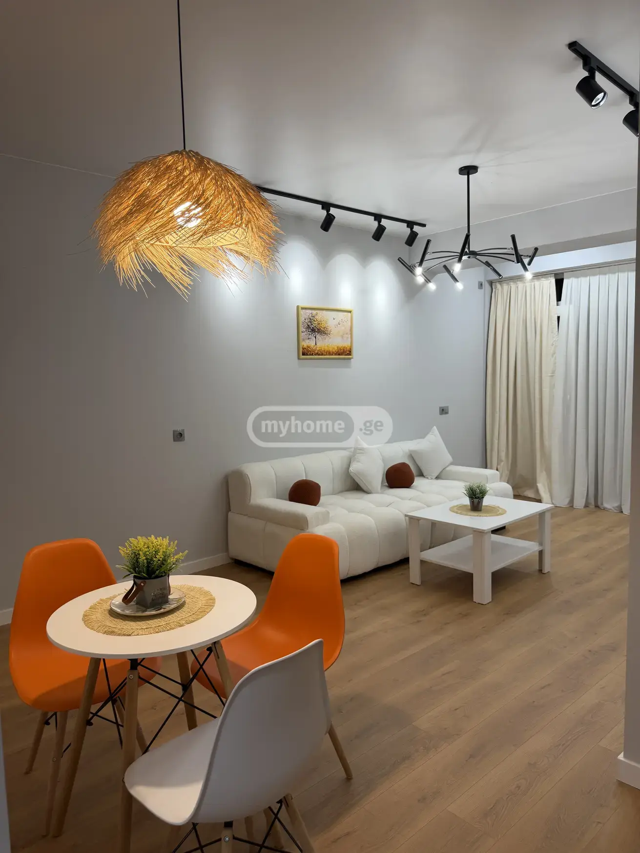 3 Room Apartment For Sale view 1