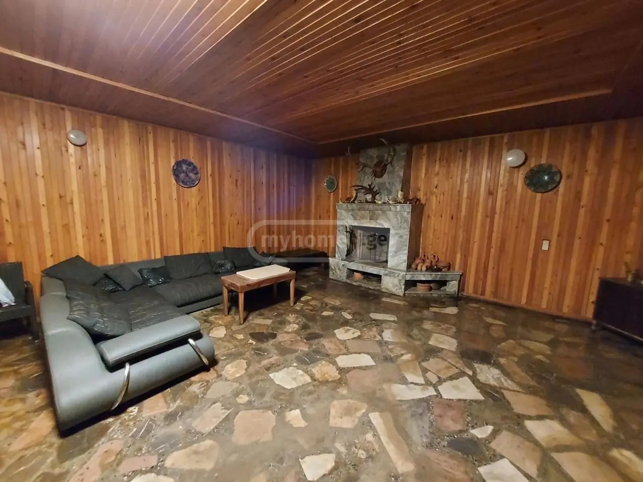 7 Room Country House For Sale view 2