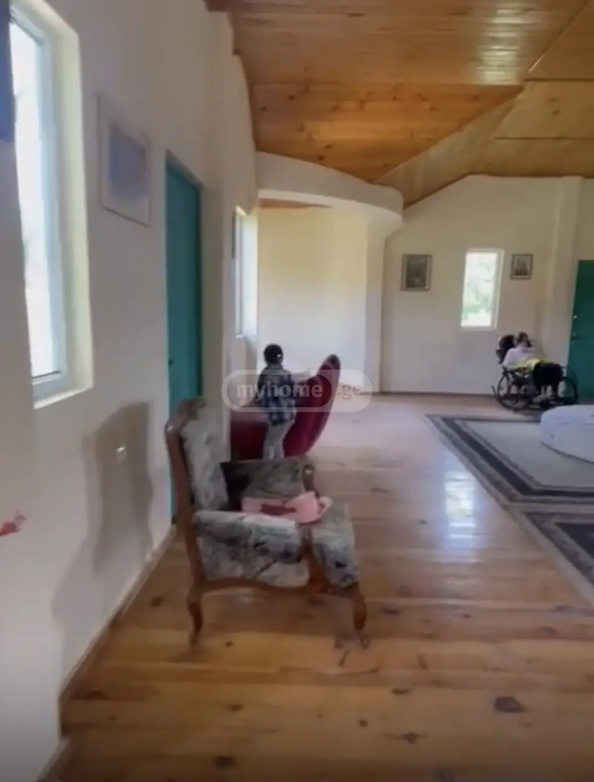 6 Room Country House For Sale view 3