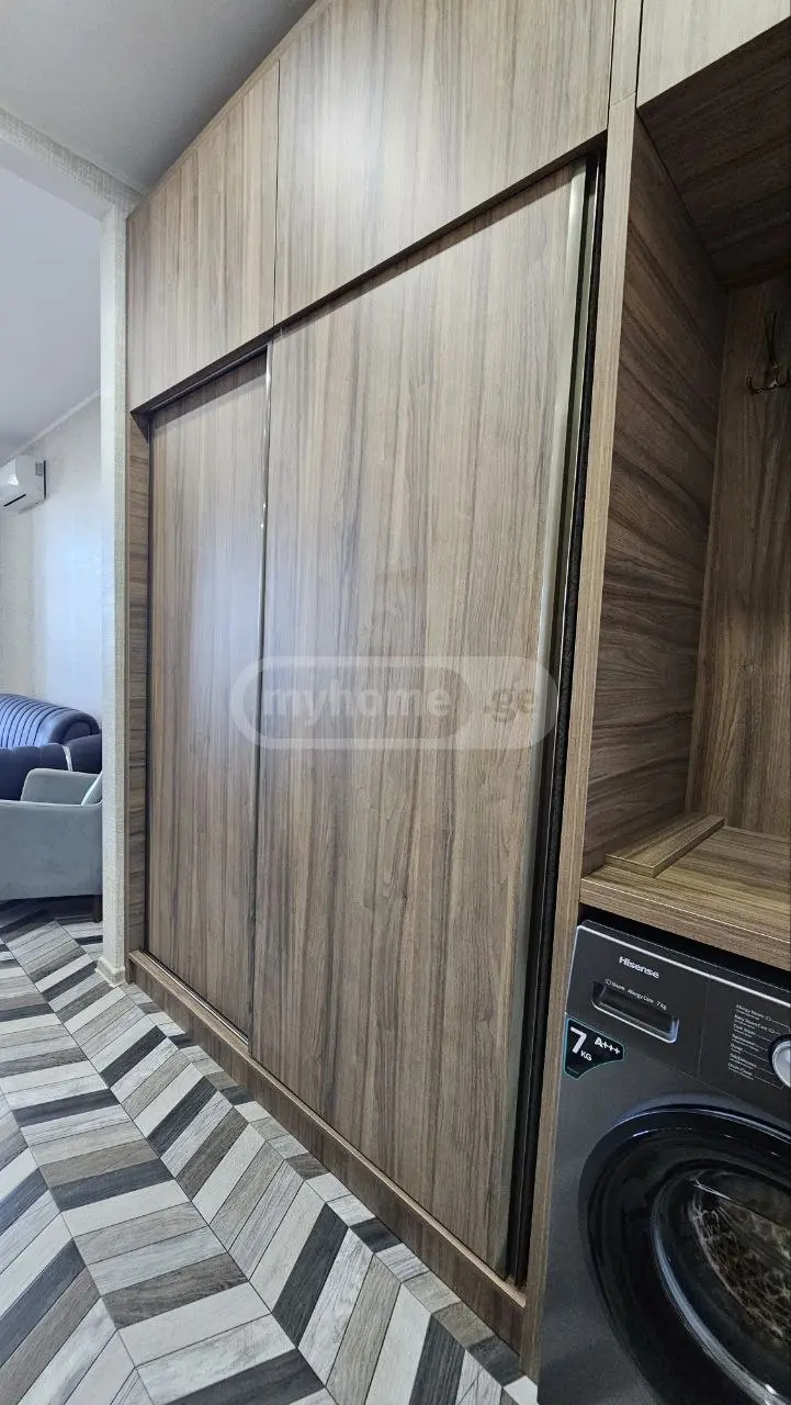 Studio Apartment For Sale view 30