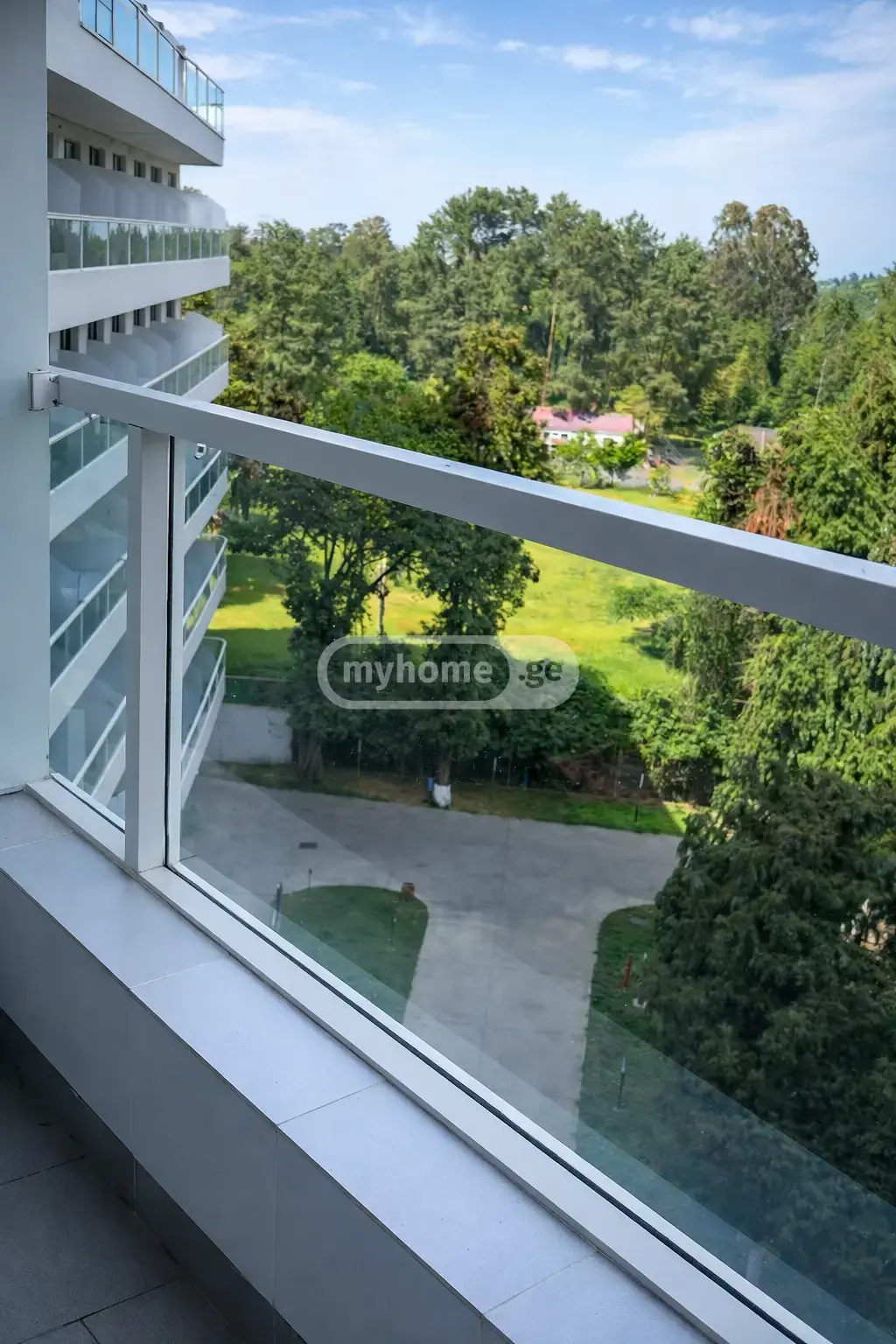 1 Room Apartment For Sale view 2