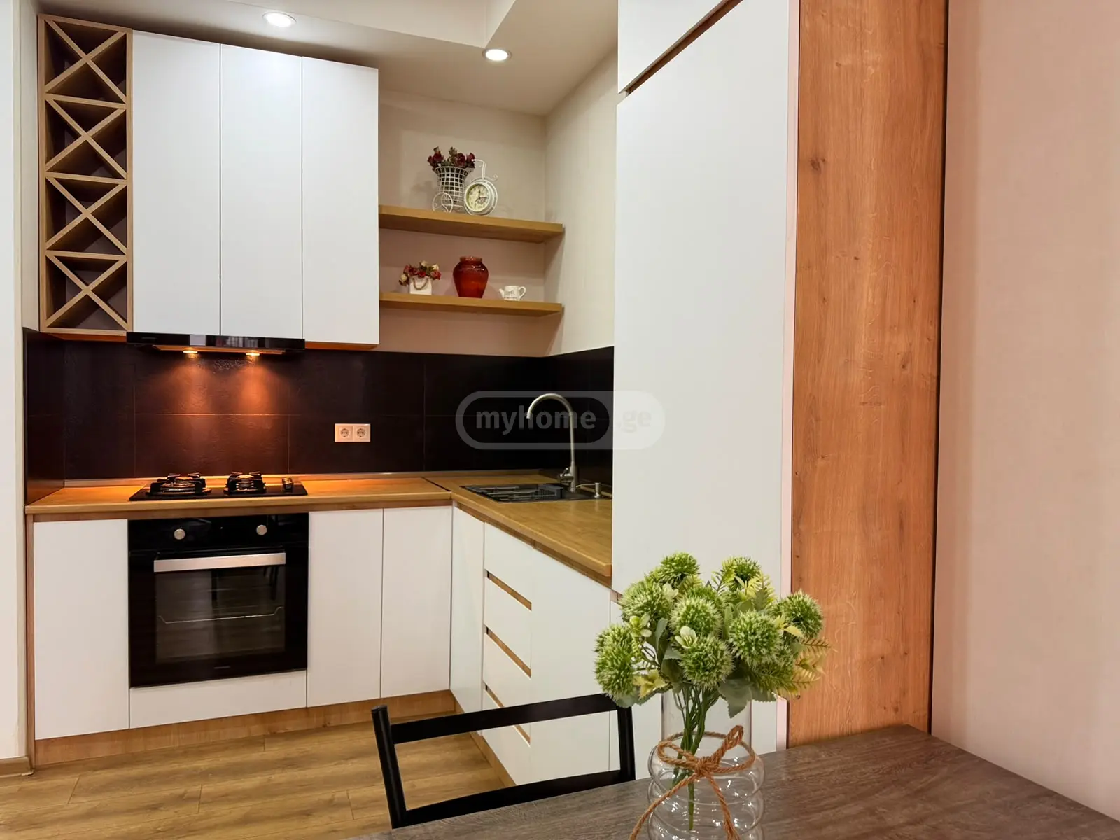 2 Room Apartment Daily Rent In Avlabari view 3