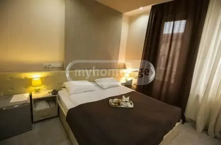 10+ Room Hotel For Sale In Sololaki view 2