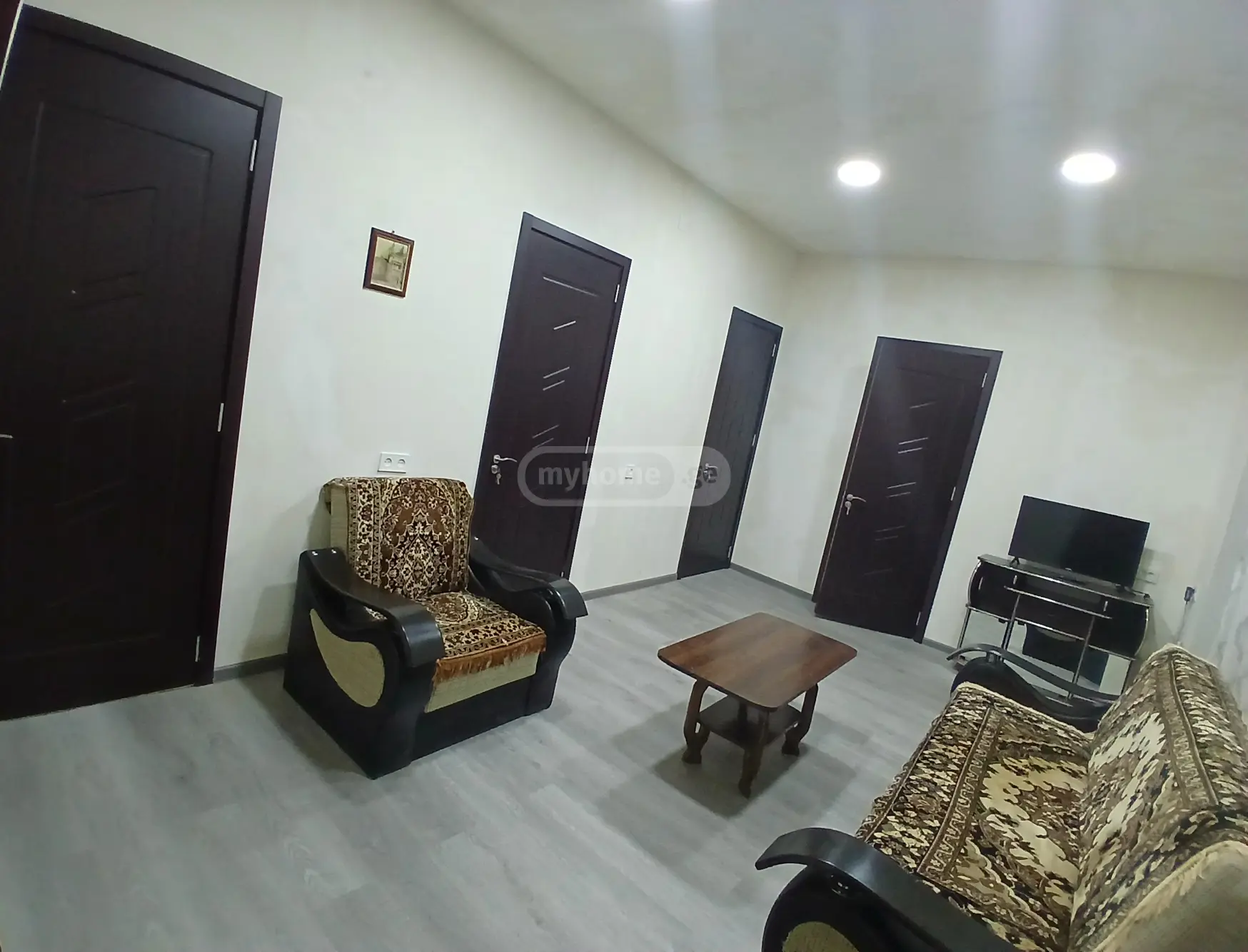 4 Room Hotel Daily Rent In Telavi view 7