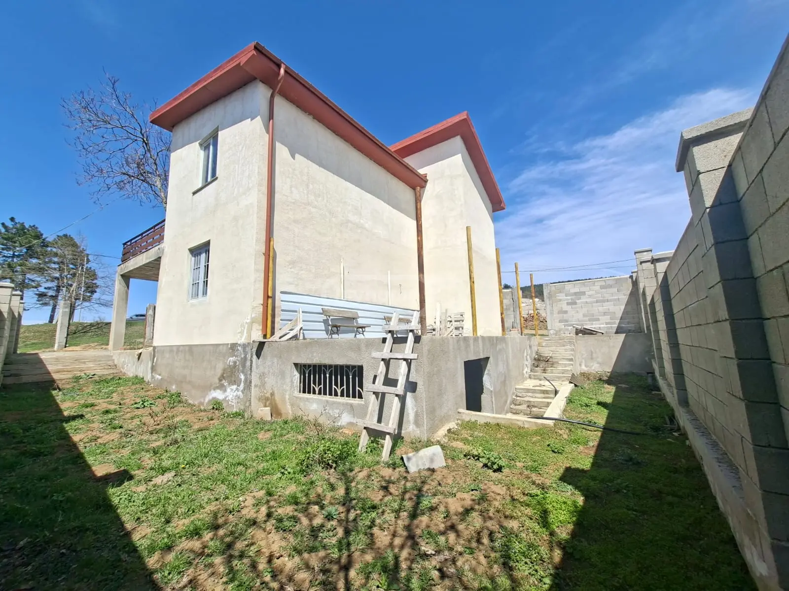 6 Room Country House For Sale view 3