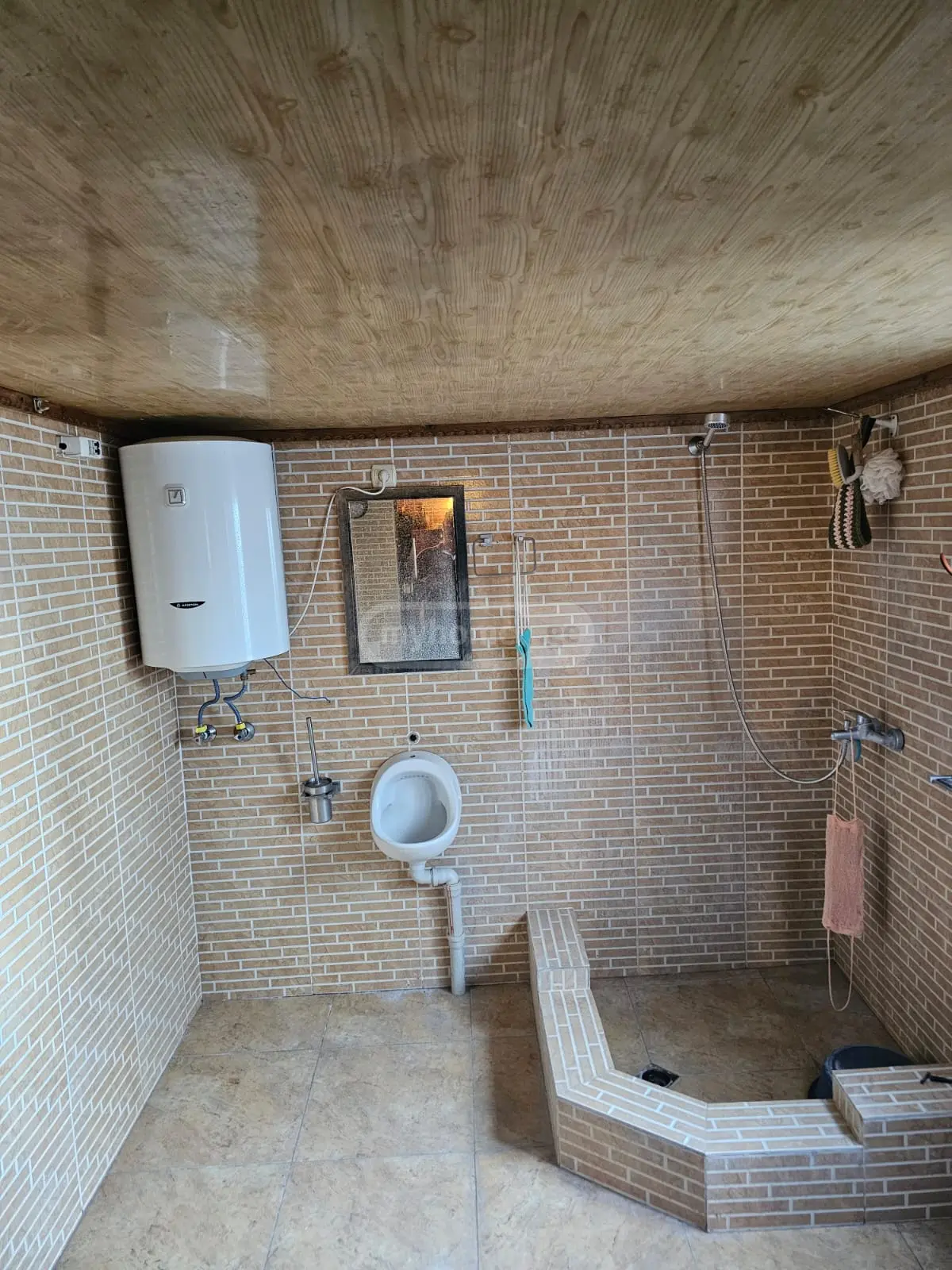 8 Room Private House For Sale view 13