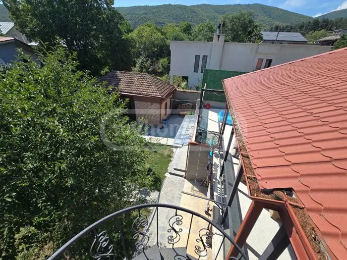 10+ Room Private House For Rent In Tskneti view 7