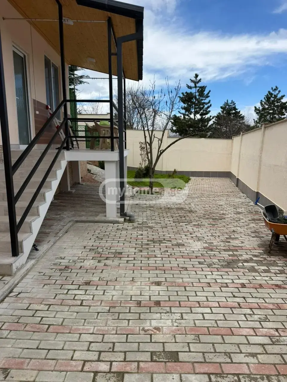 3 Room Private House For Rent In Tskneti view 1