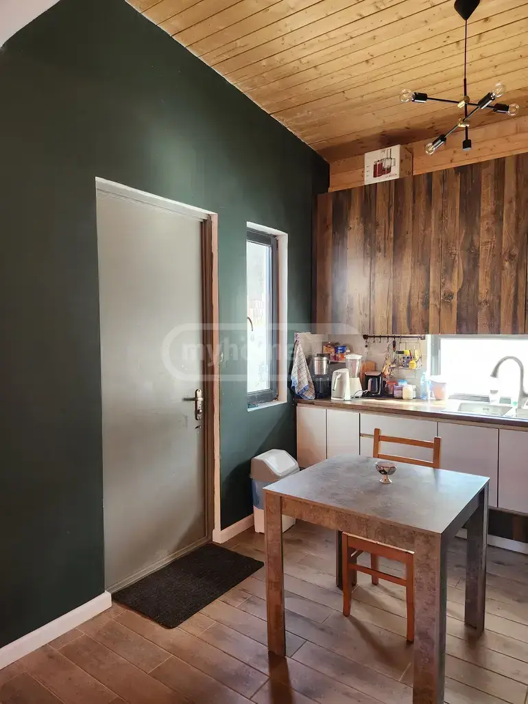 8 Room Private House For Rent In Kojori view 11