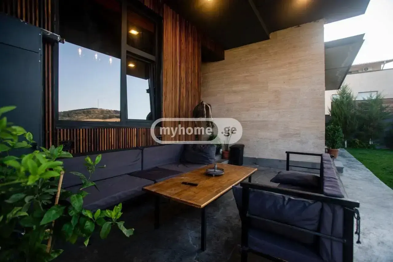 10+ Room Private House For Rent In Tsavkisi view 4
