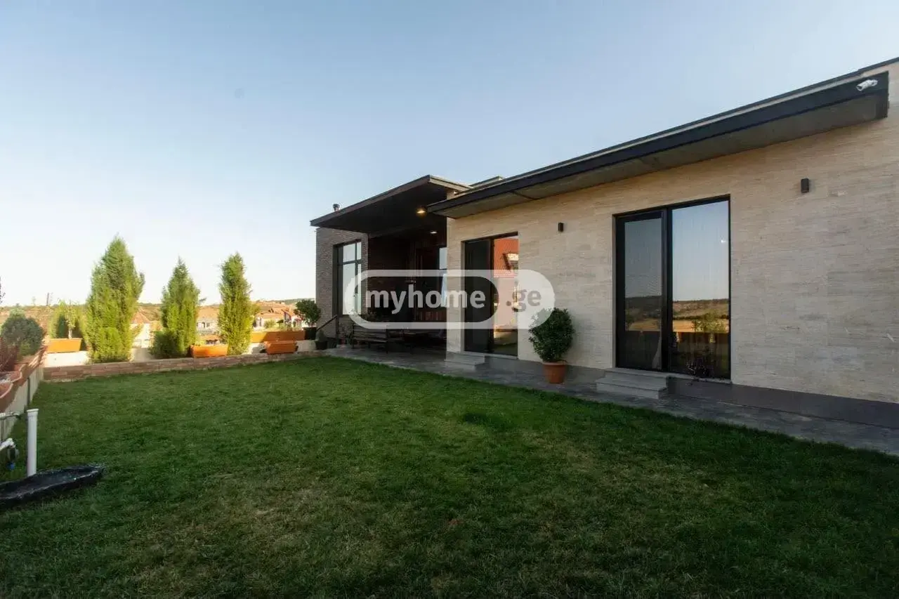 10+ Room Private House For Rent In Tsavkisi view 14