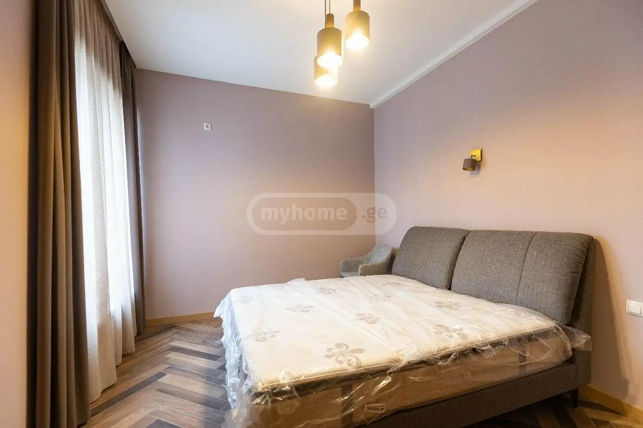 5 Room Private House For Sale view 9