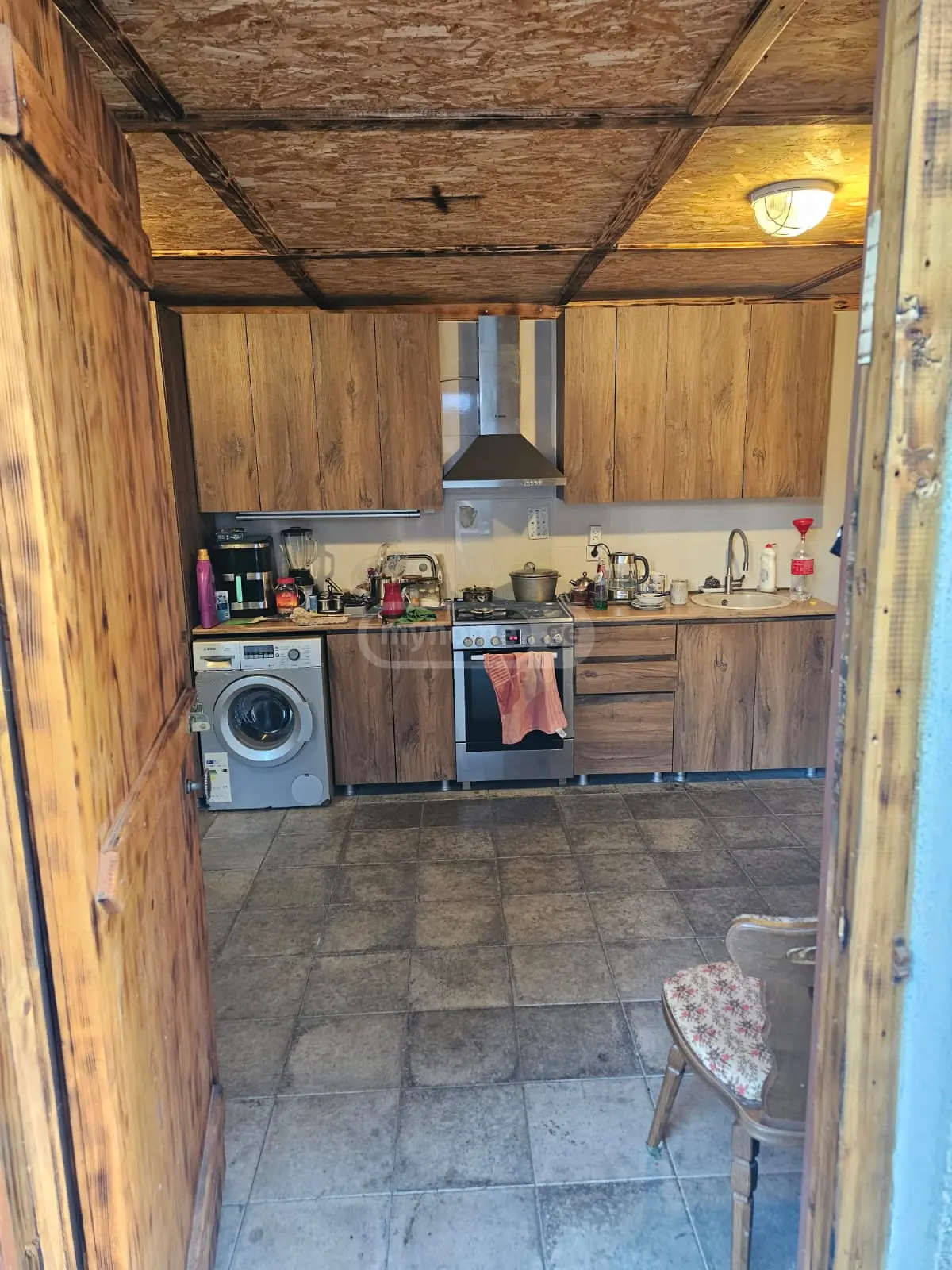8 Room Private House For Sale view 4