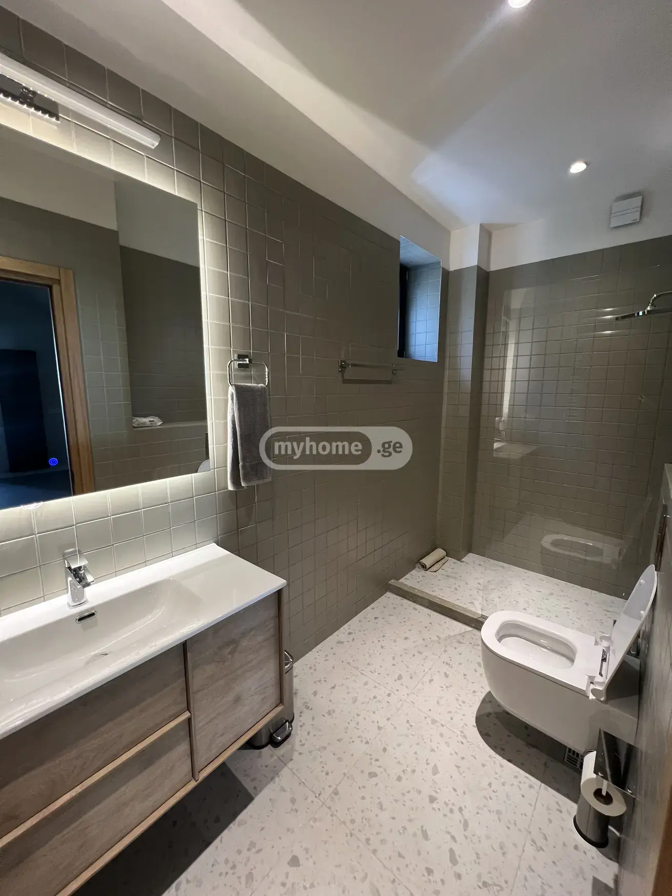 5 Room Apartment For Rent In Kaklebi view 2