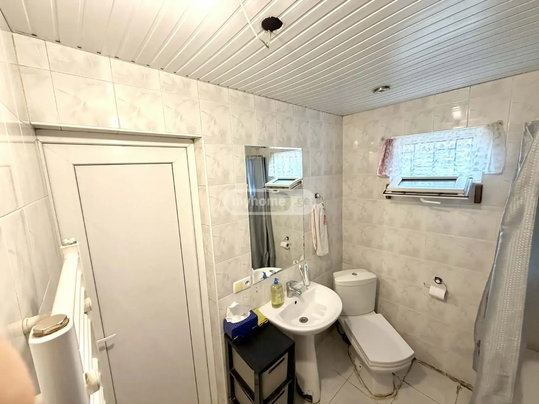 6 Room Private House For Sale view 12