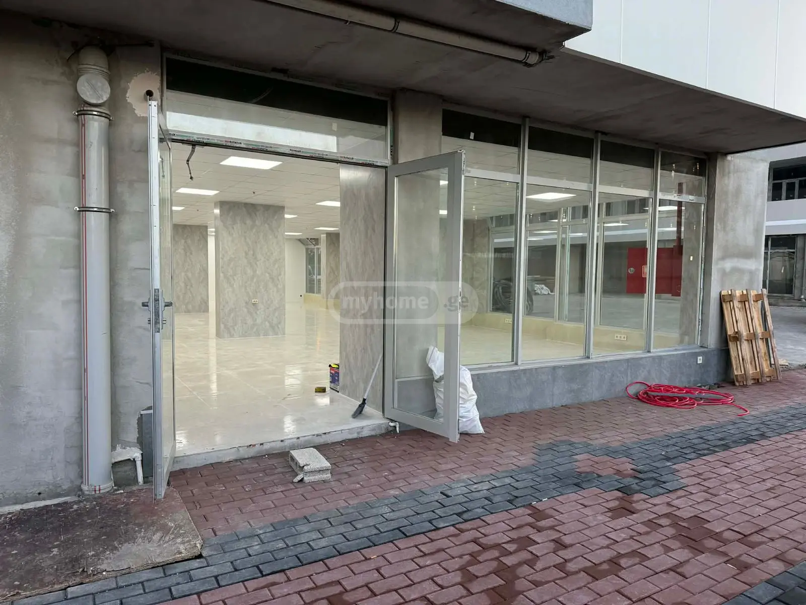 Universal Commercial Area For Rent In Old Batumi District, In Batumi view 2