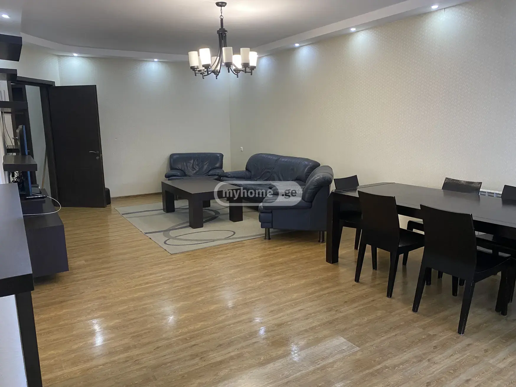 5 Room Country House For Rent In Vake view 8