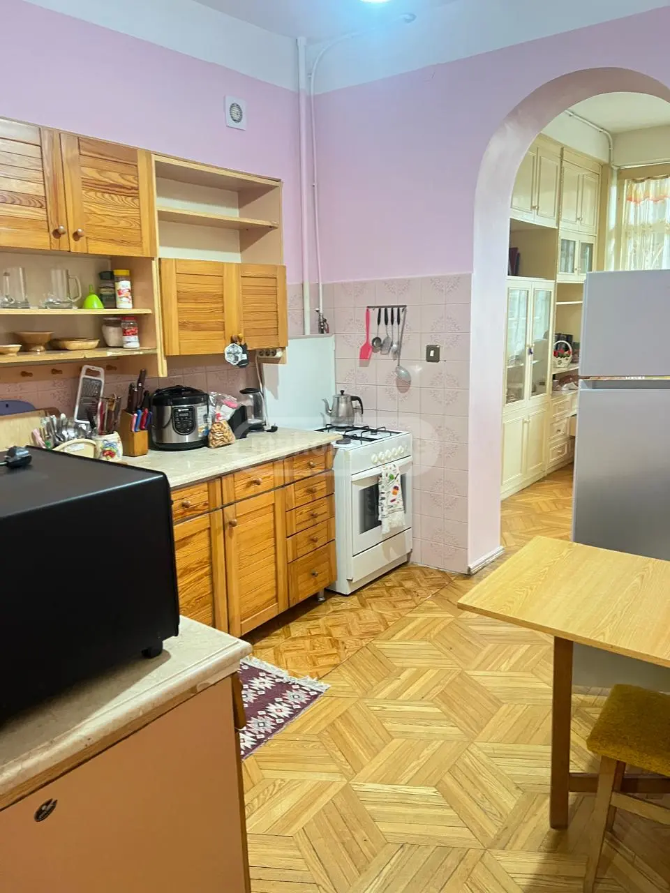 4 Room Apartment For Rent In Old Batumi District, In Batumi view 6