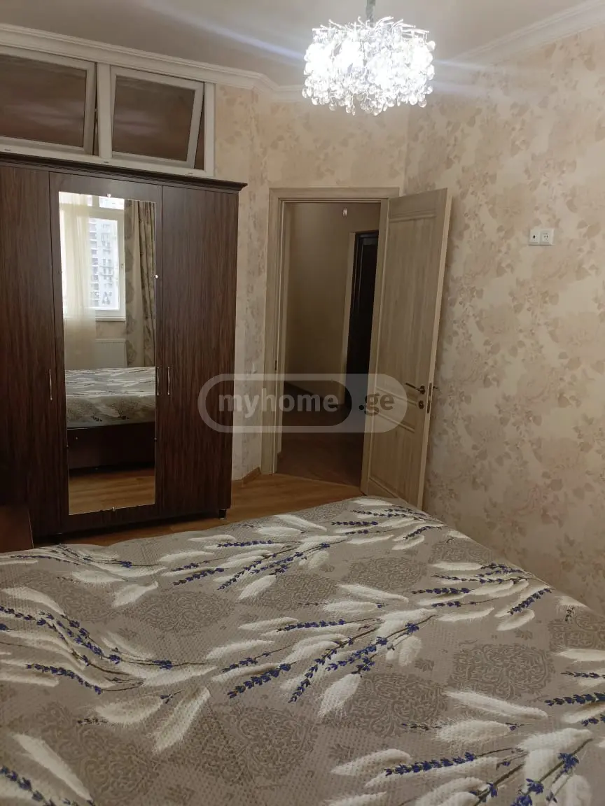 3 Room Apartment For Rent In Old Batumi District, In Batumi view 3