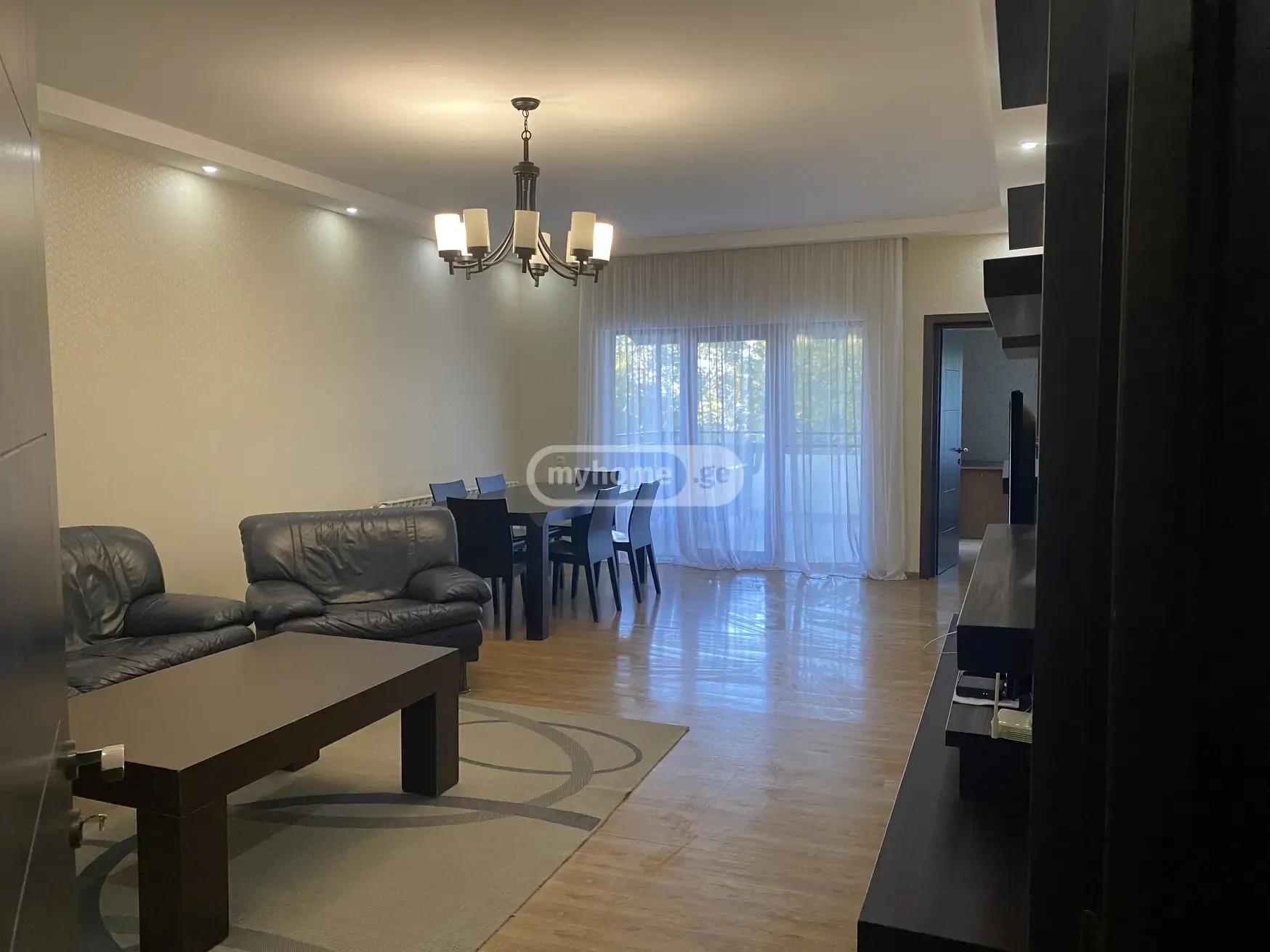 5 Room Country House For Rent In Vake view 1