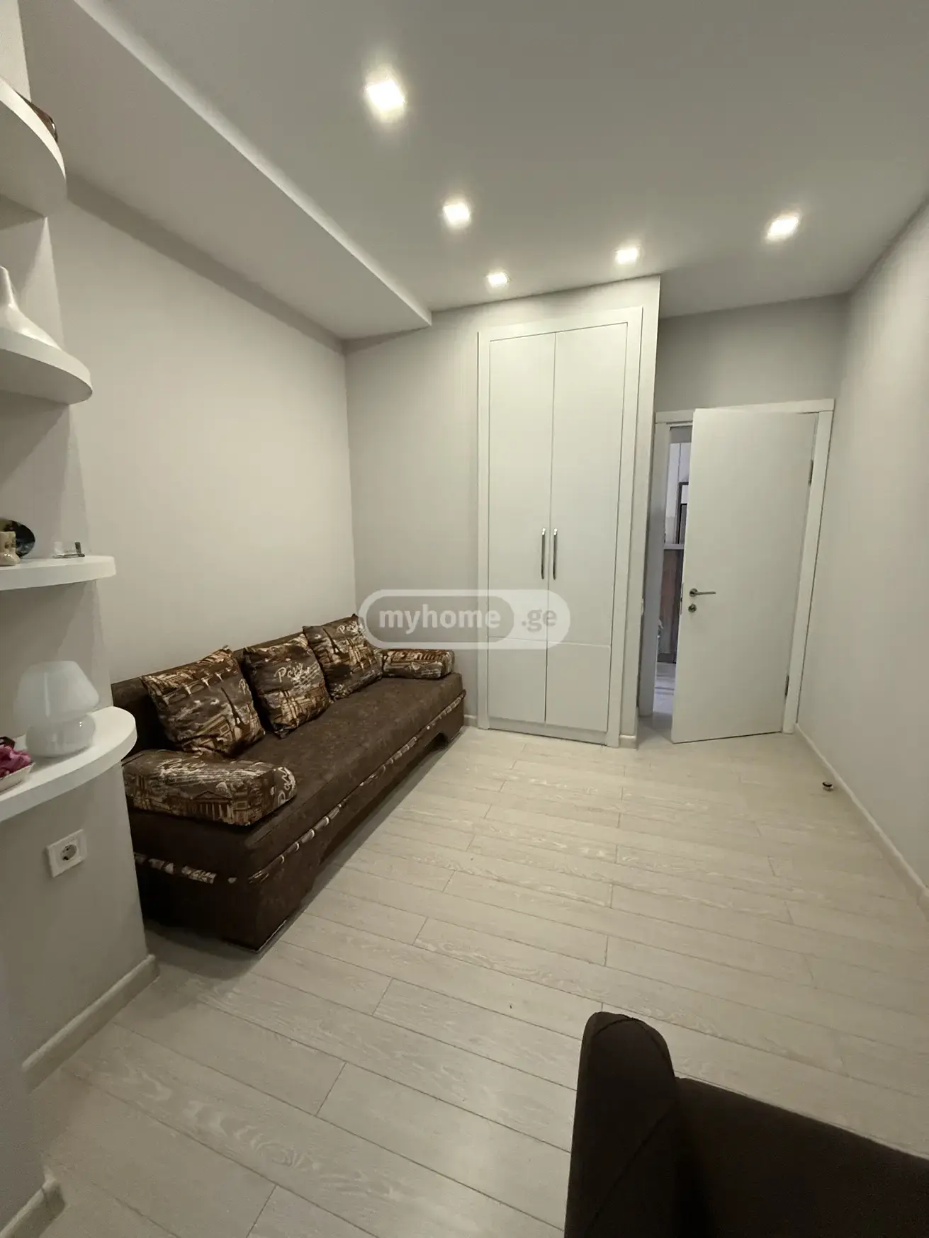 3 Room Apartment For Rent Bagrationis Ubani, In Batumi view 10