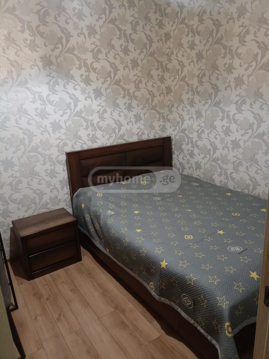 3 Room Apartment For Rent In Old Batumi District, In Batumi view 6