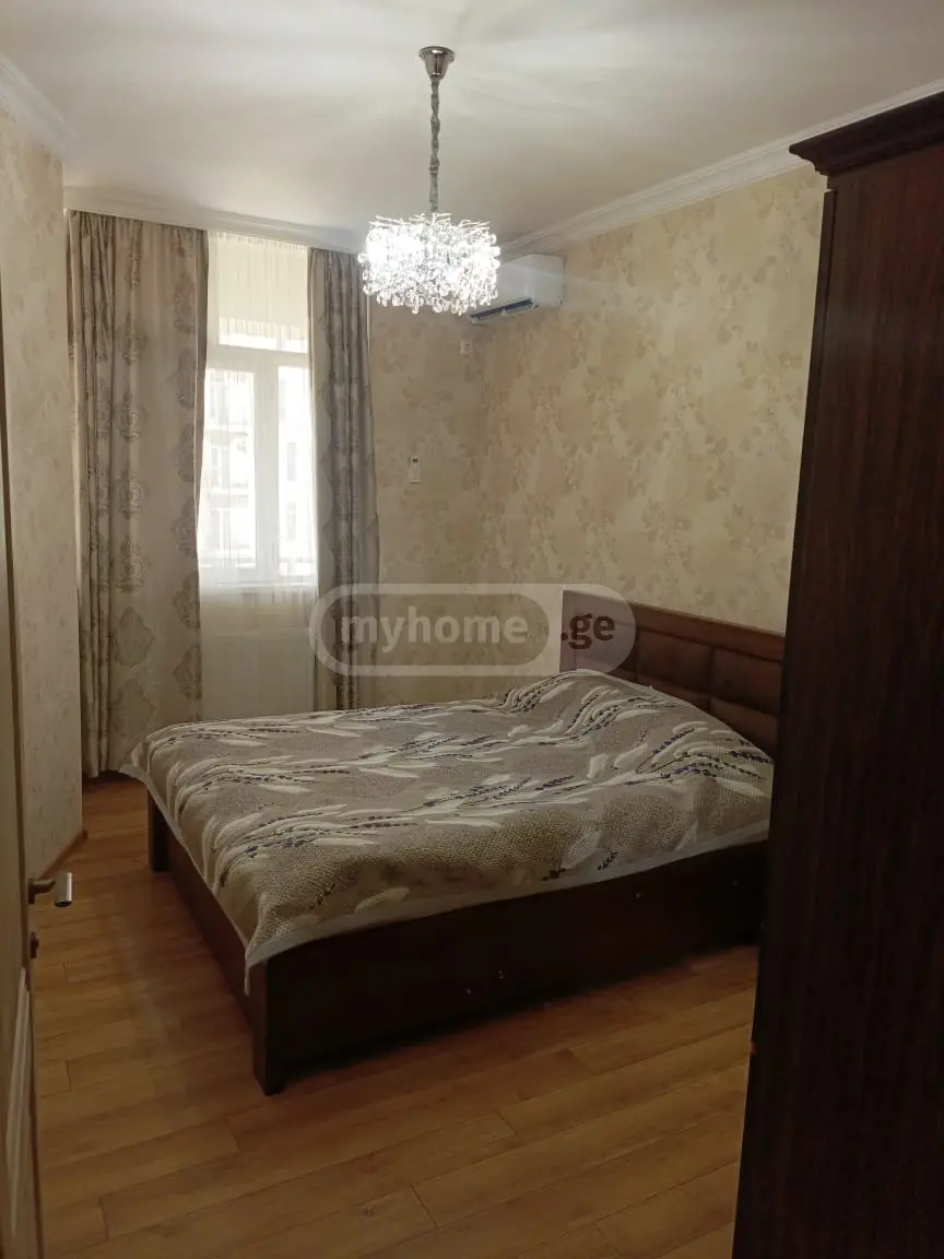 3 Room Apartment For Rent In Old Batumi District, In Batumi view 2