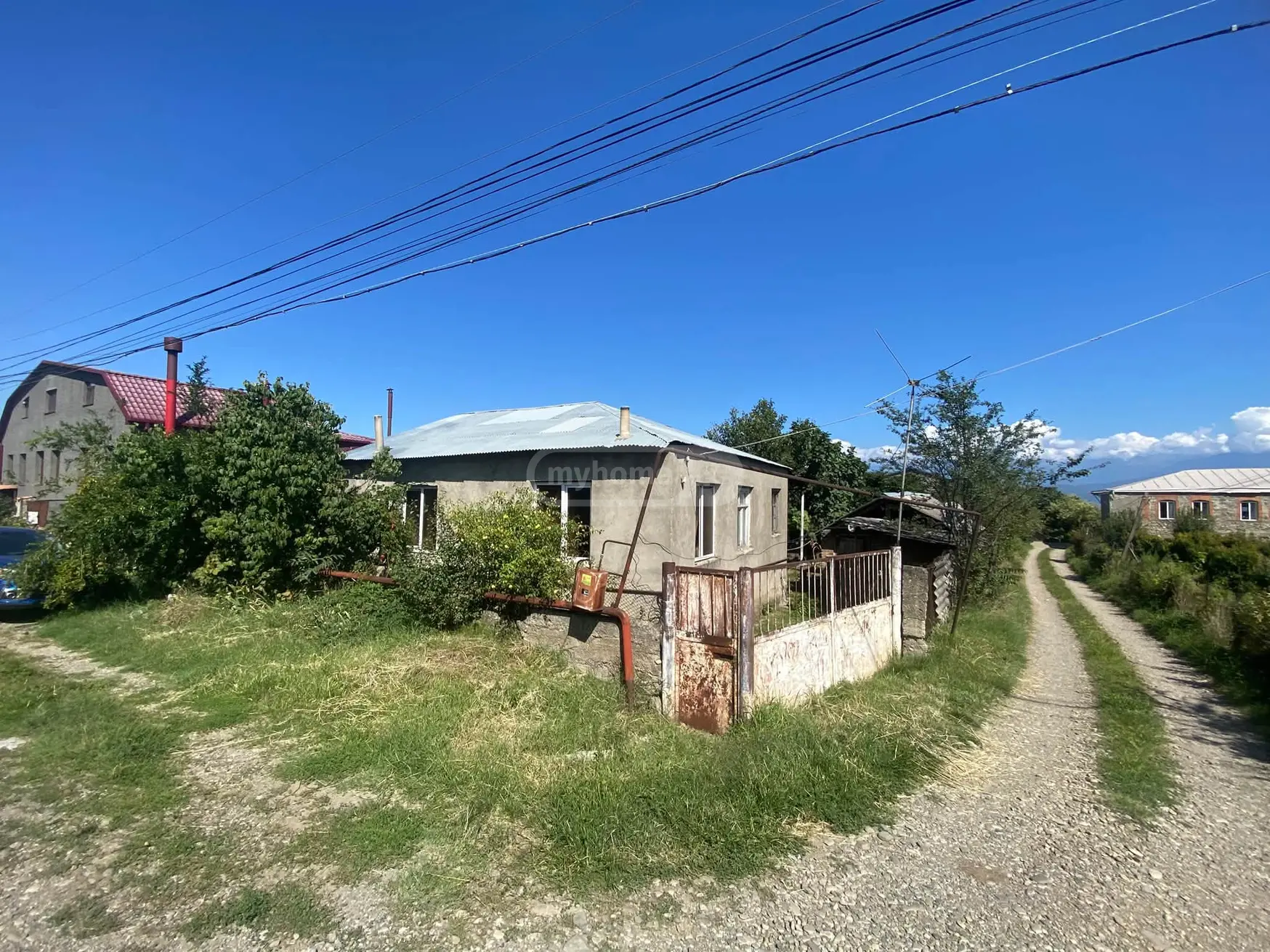 4 Room Private House For Sale view 1