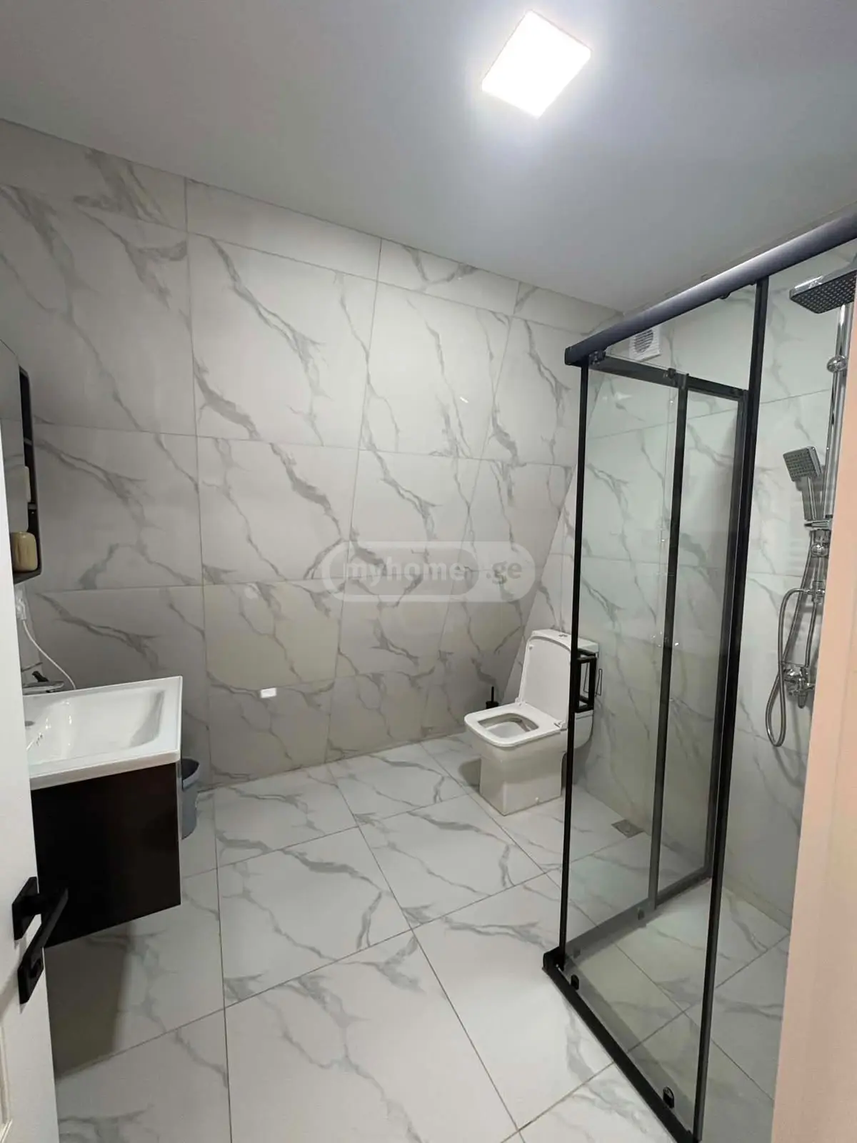 3 Room Country House For Rent In Akhalsopeli, In Khelvachauri Municipality view 8