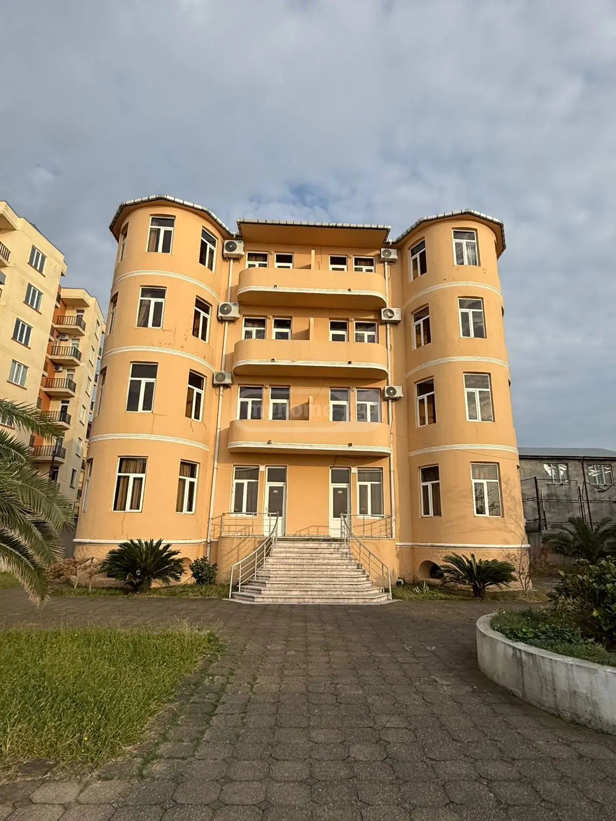 Продажа Universal Commercial Area в In Kobuleti view 1