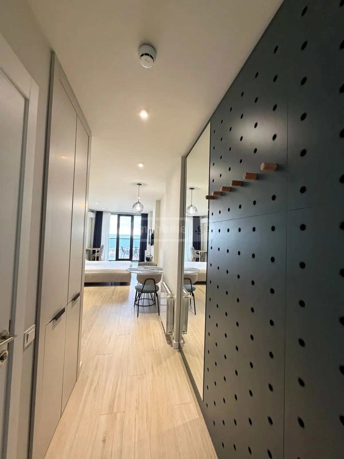 1 Room Apartment For Rent In Old Batumi District, In Batumi view 13