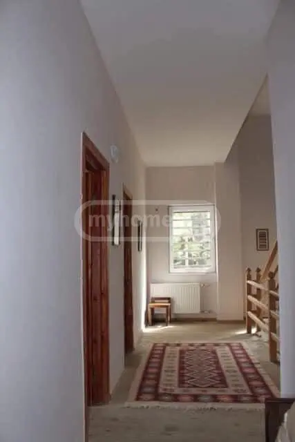 7 Room Country House For Rent In Tskneti view 8