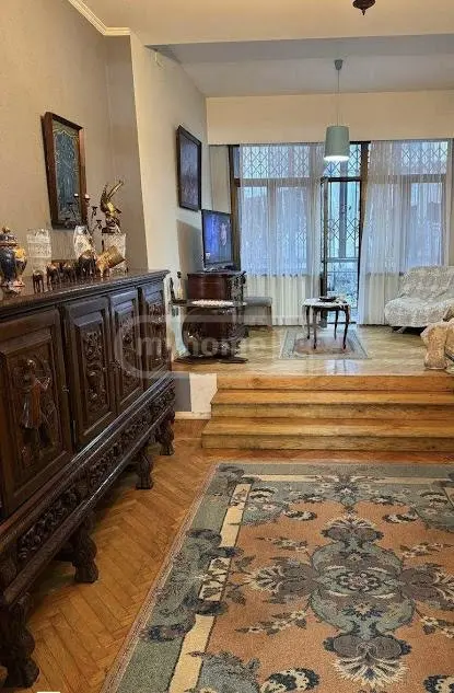 5 Room Apartment For Sale view 8