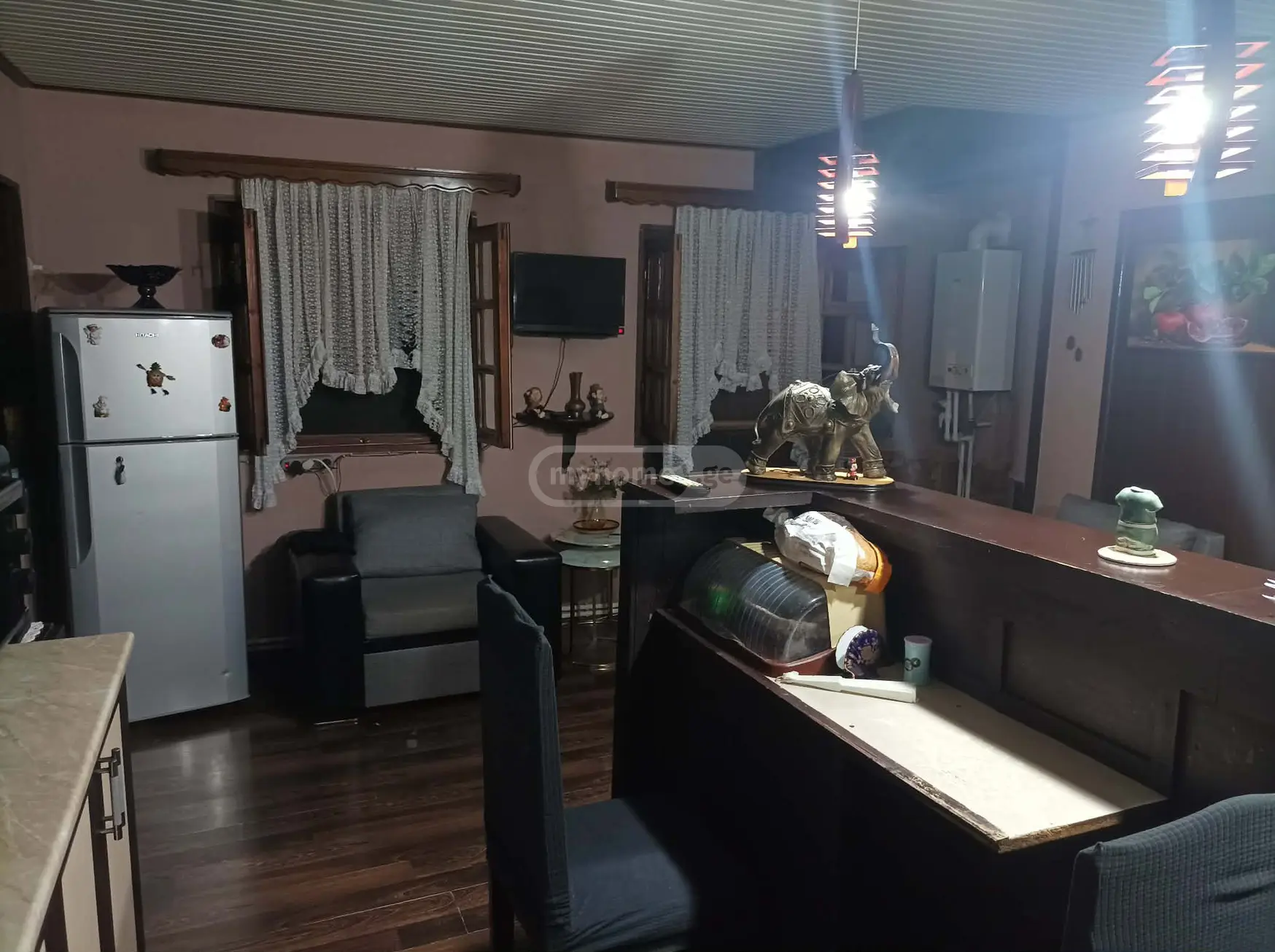 8 Room Private House For Sale view 2