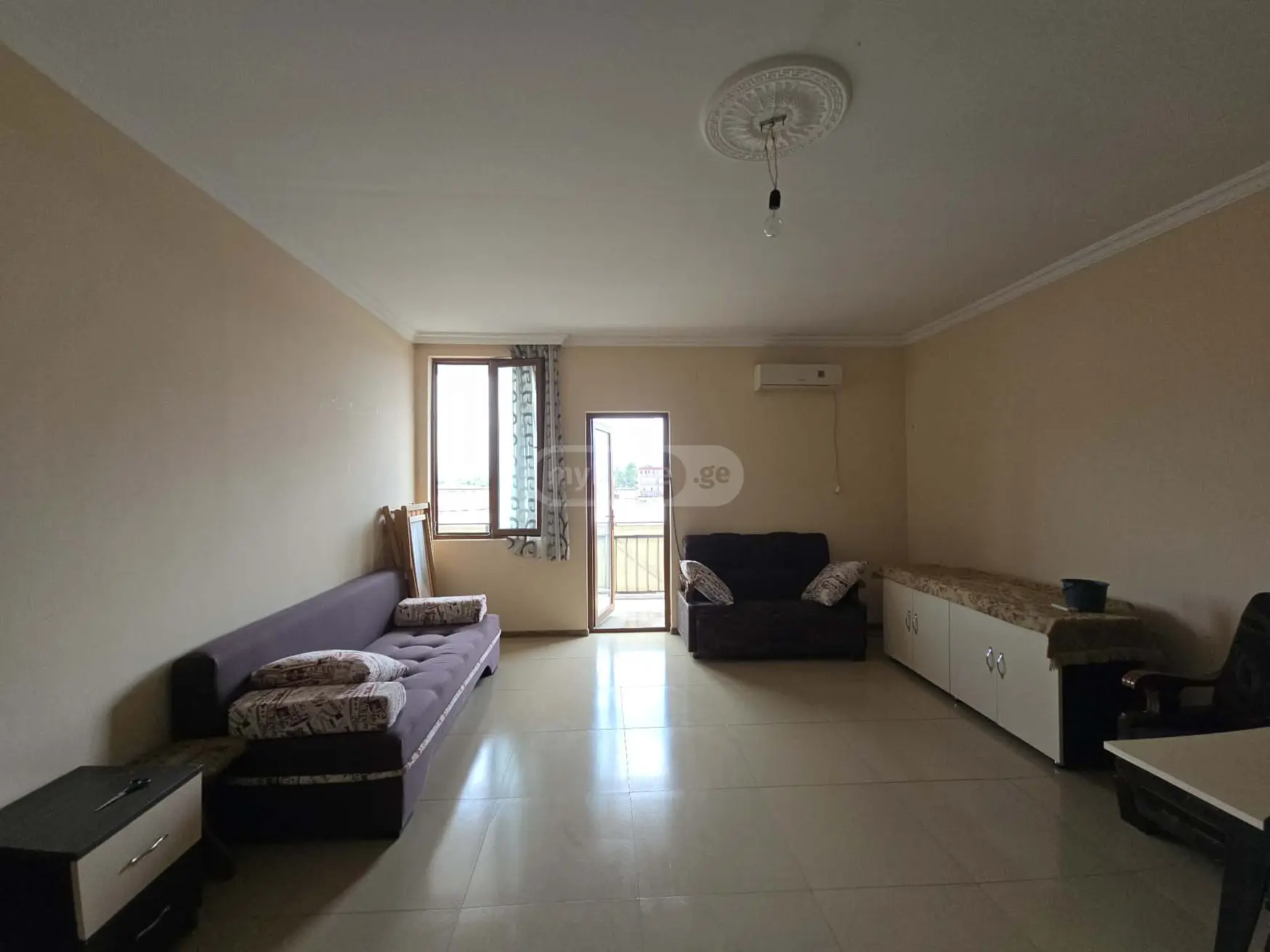 Продажа 3-комната Квартира view 1