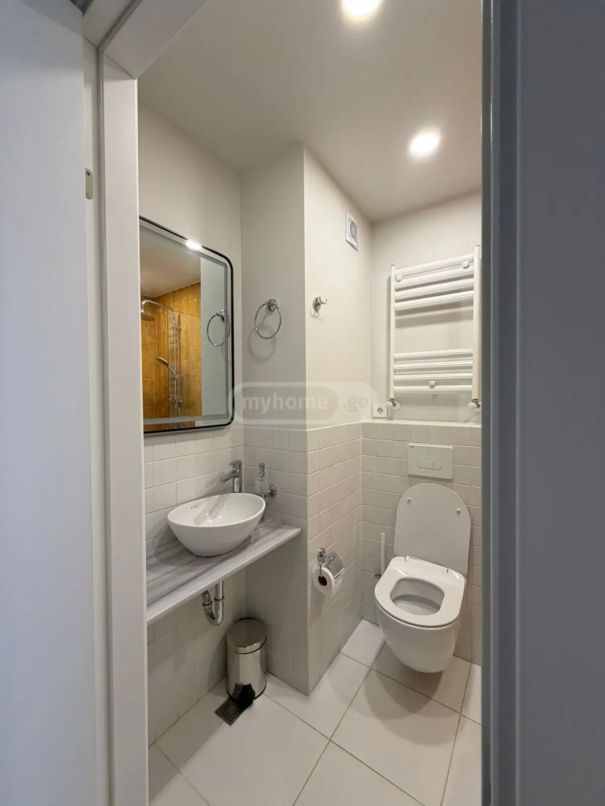 1 Room Apartment For Rent In Old Batumi District, In Batumi view 11
