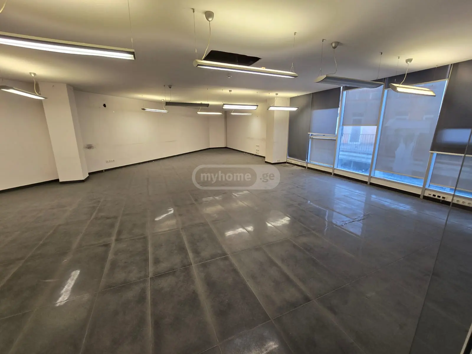 Universal Commercial Area For Rent In Old Batumi District, In Batumi view 4