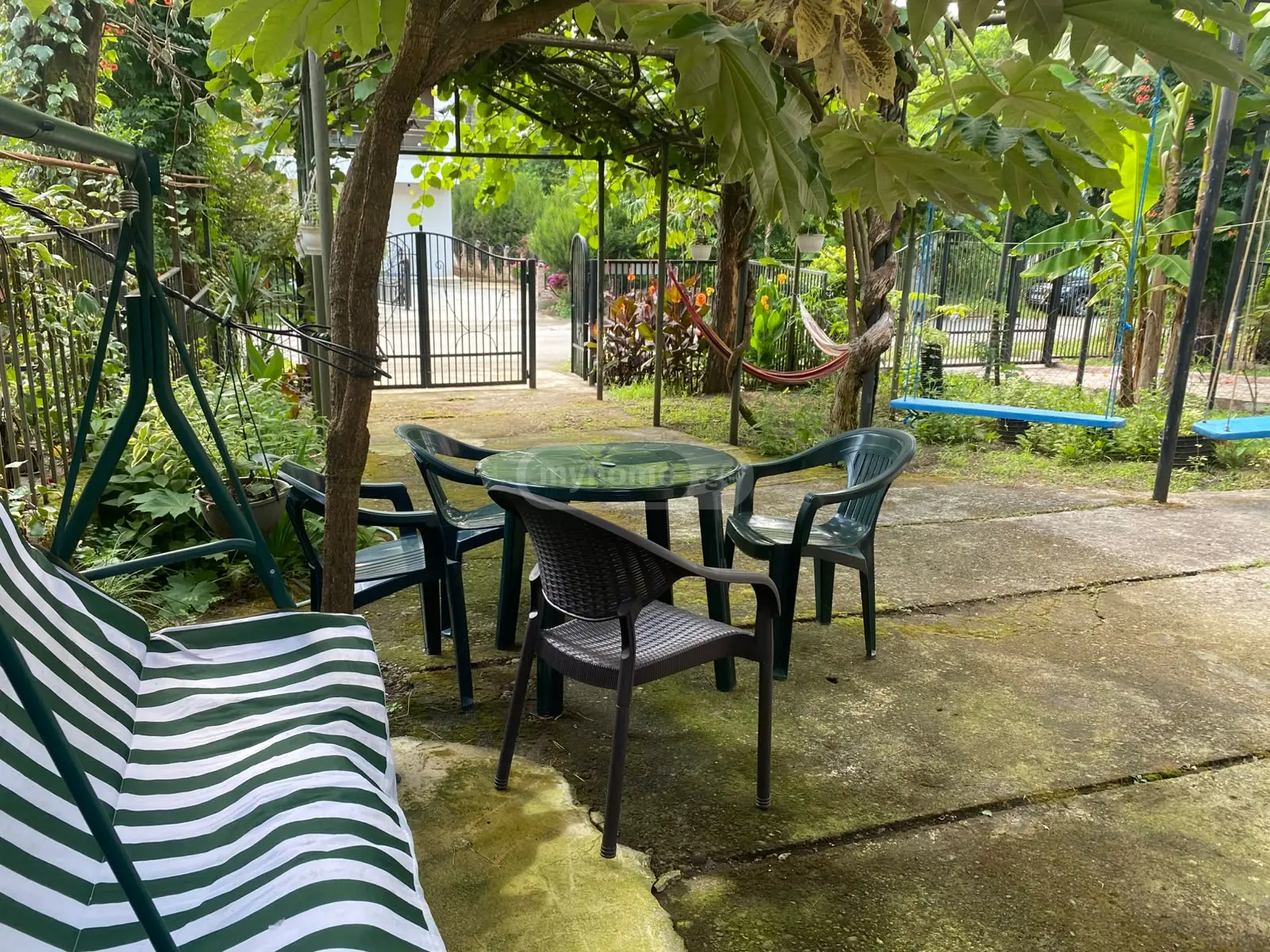 7 Room Country House For Sale view 1