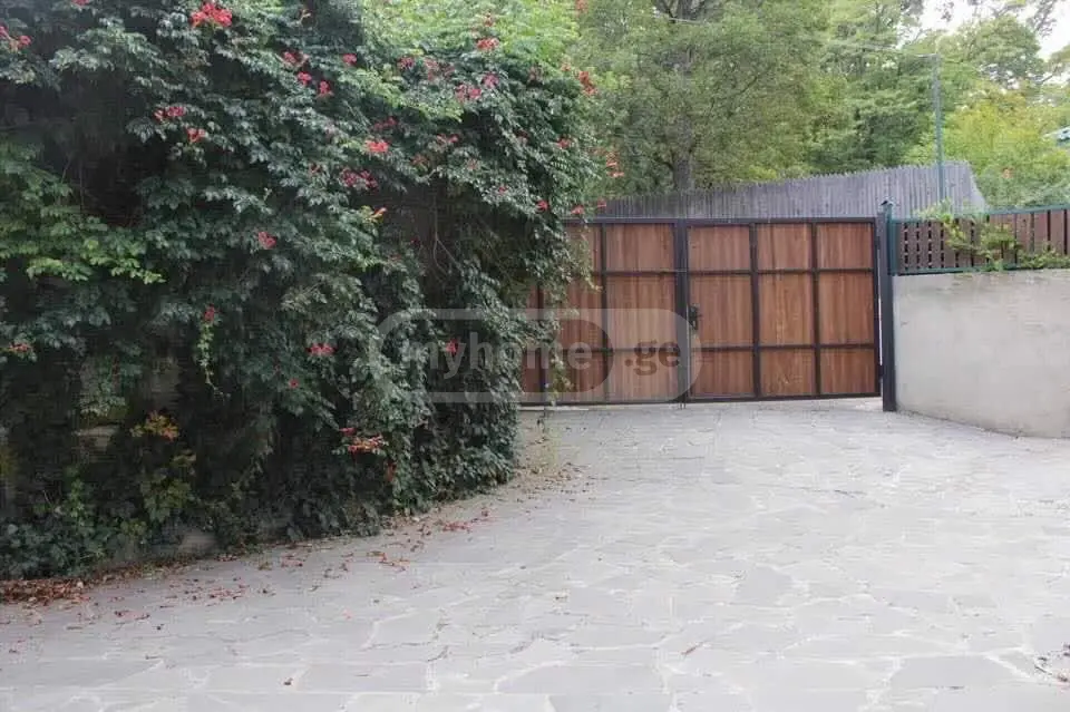7 Room Country House For Rent In Tskneti view 5