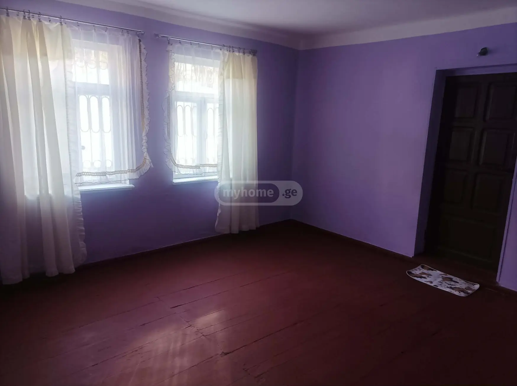 8 Room Private House For Sale view 11