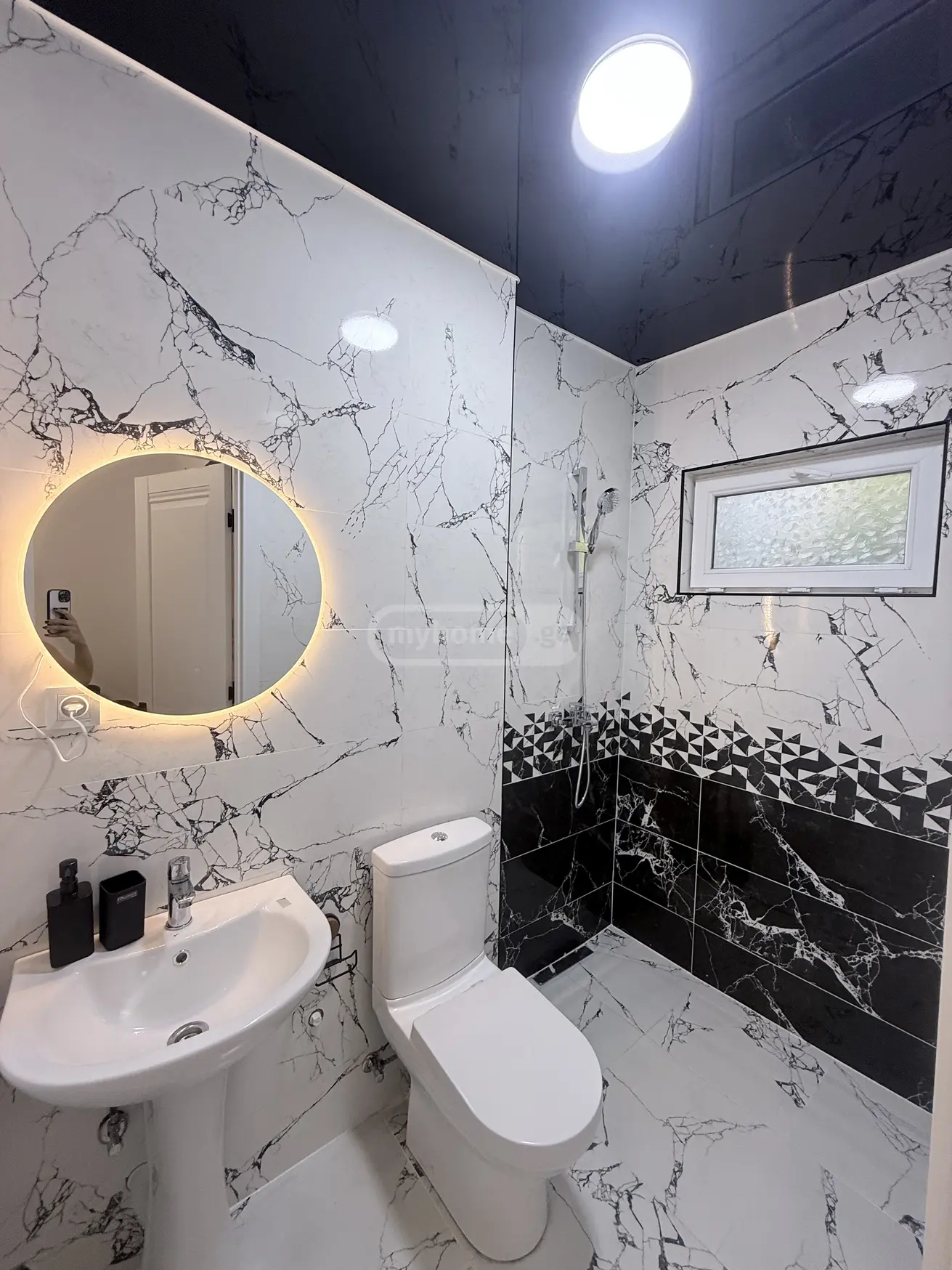 2 Room Private House Daily Rent Bzholebi, In Qutaisi view 3